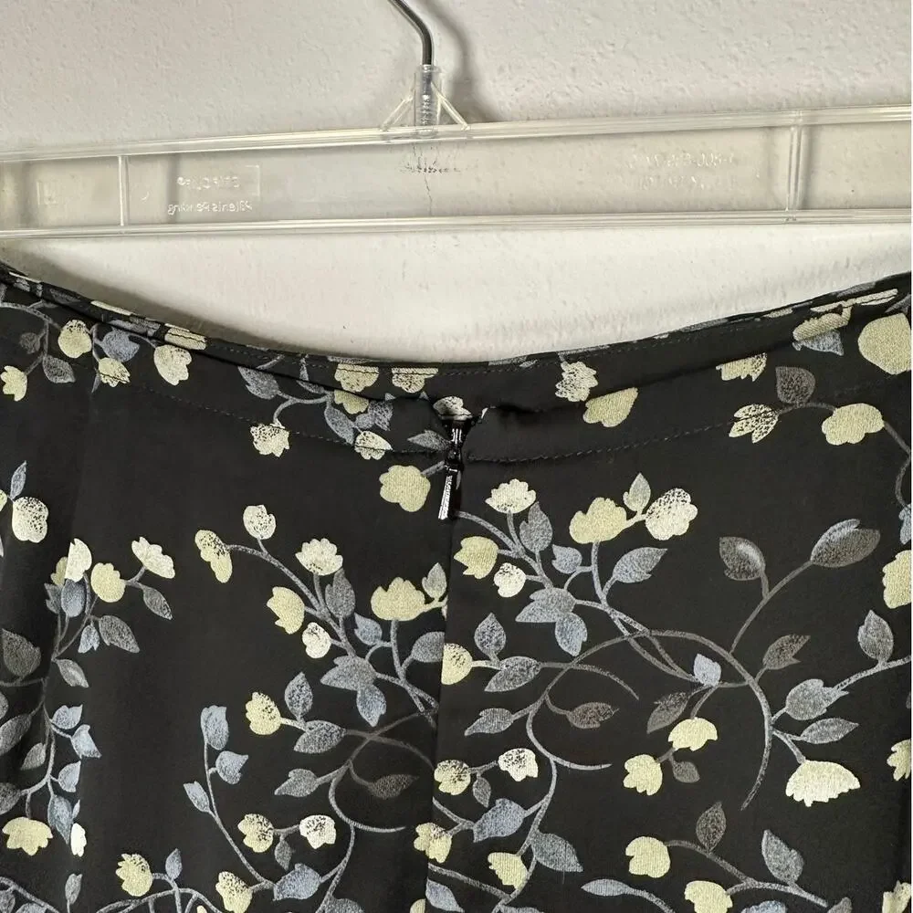 Banana Republic Vintage Black & Gray Floral Mini Skort Women's 8